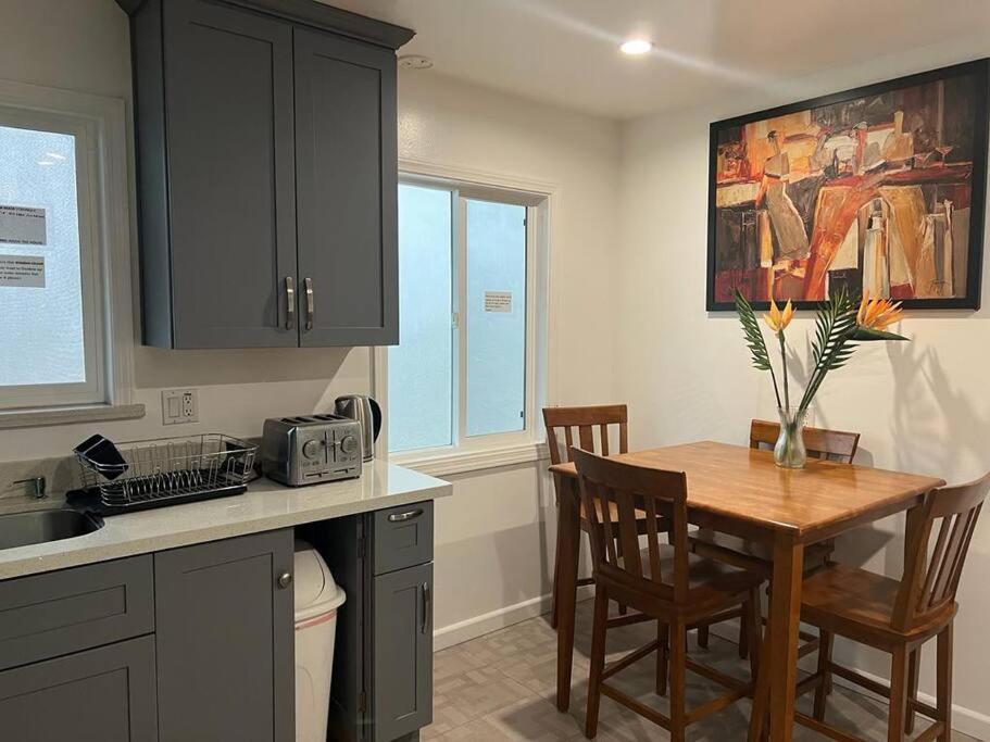 Affordable Private Rooms With Shared Bath Kitchen Near Sfo Daly City Exterior foto